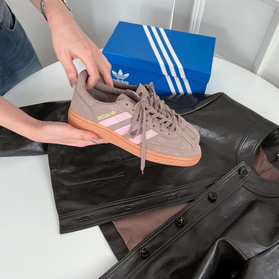 giày adidas handball spezial 'chalky brown clear pink' jr3082