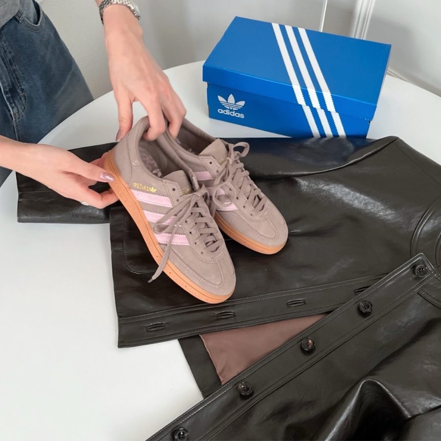 giày adidas handball spezial 'chalky brown clear pink' jr3082