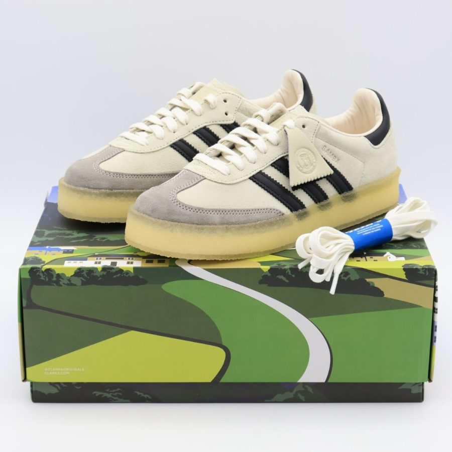 giày adidas x ronnie fieg x clarks 8th street samba 'kithmas - white black' ie4033