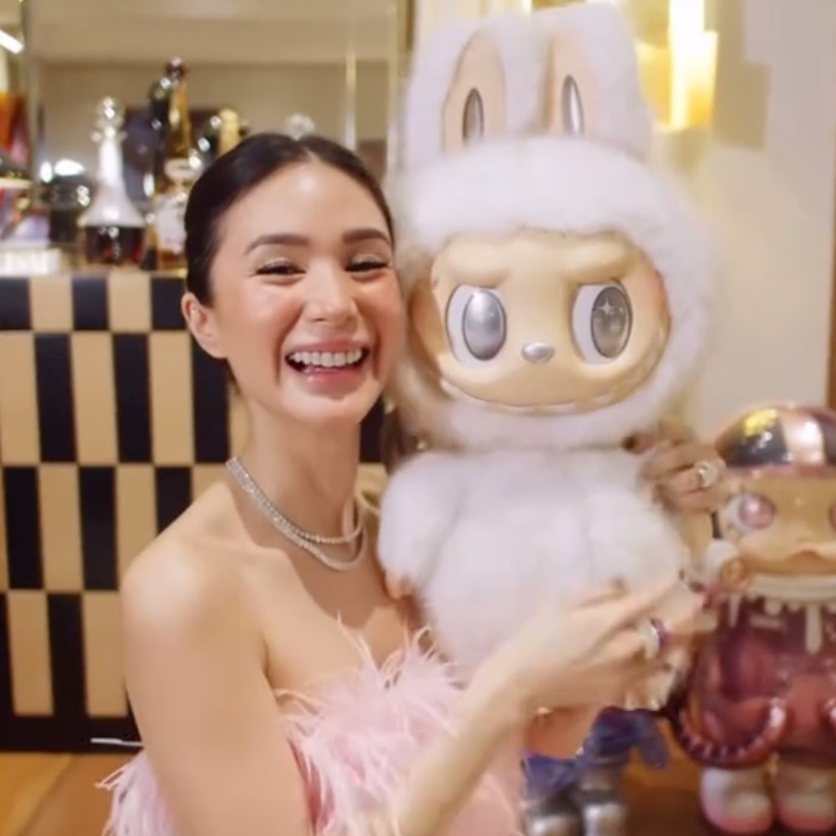 labubu bên thái giá bao nhiêu?