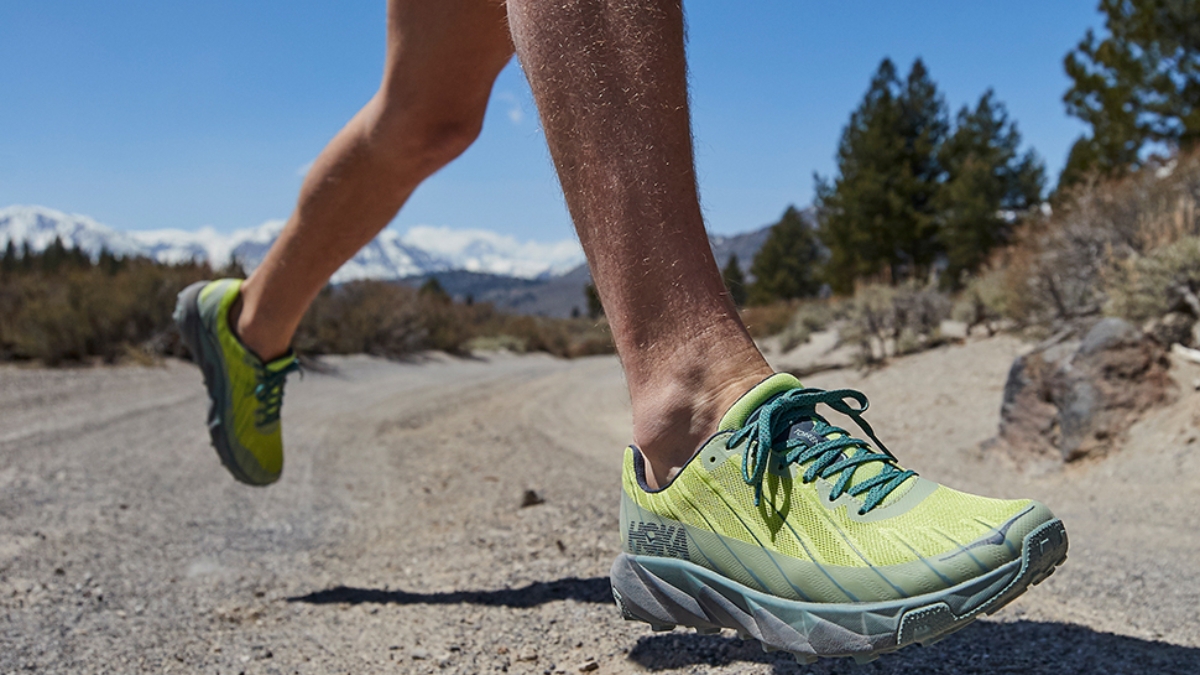 giày chạy bộ hoka: trải nghiệm cảm giác chạy như đang bay