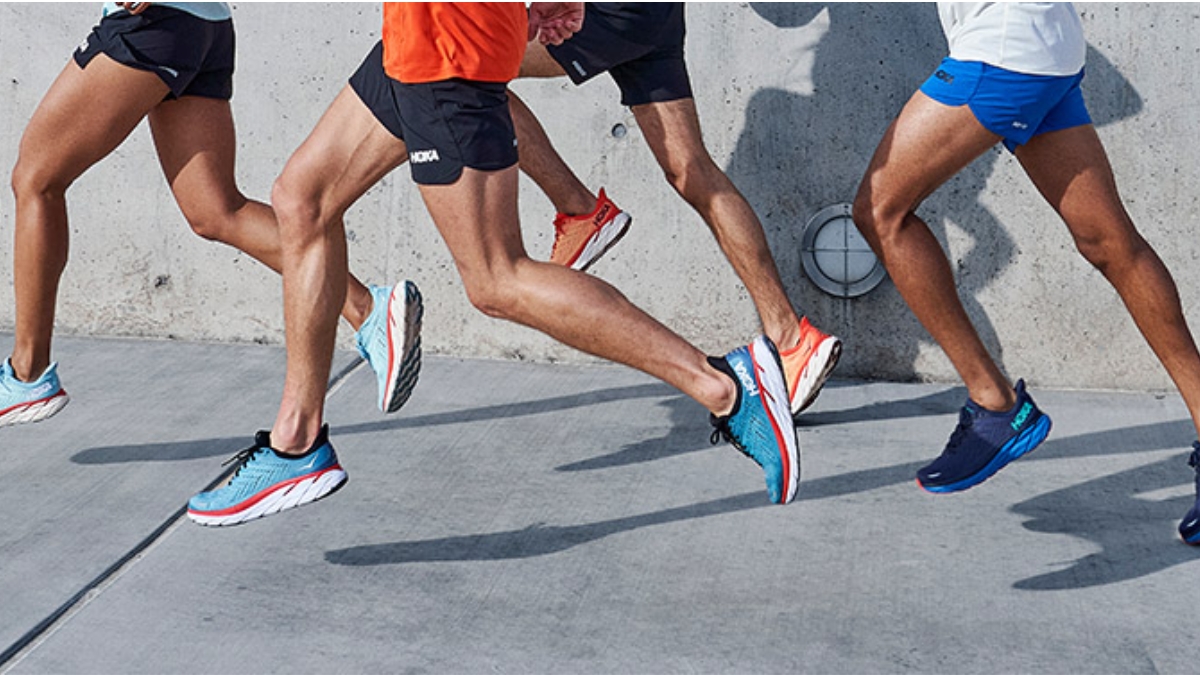 giày chạy bộ hoka: trải nghiệm cảm giác chạy như đang bay