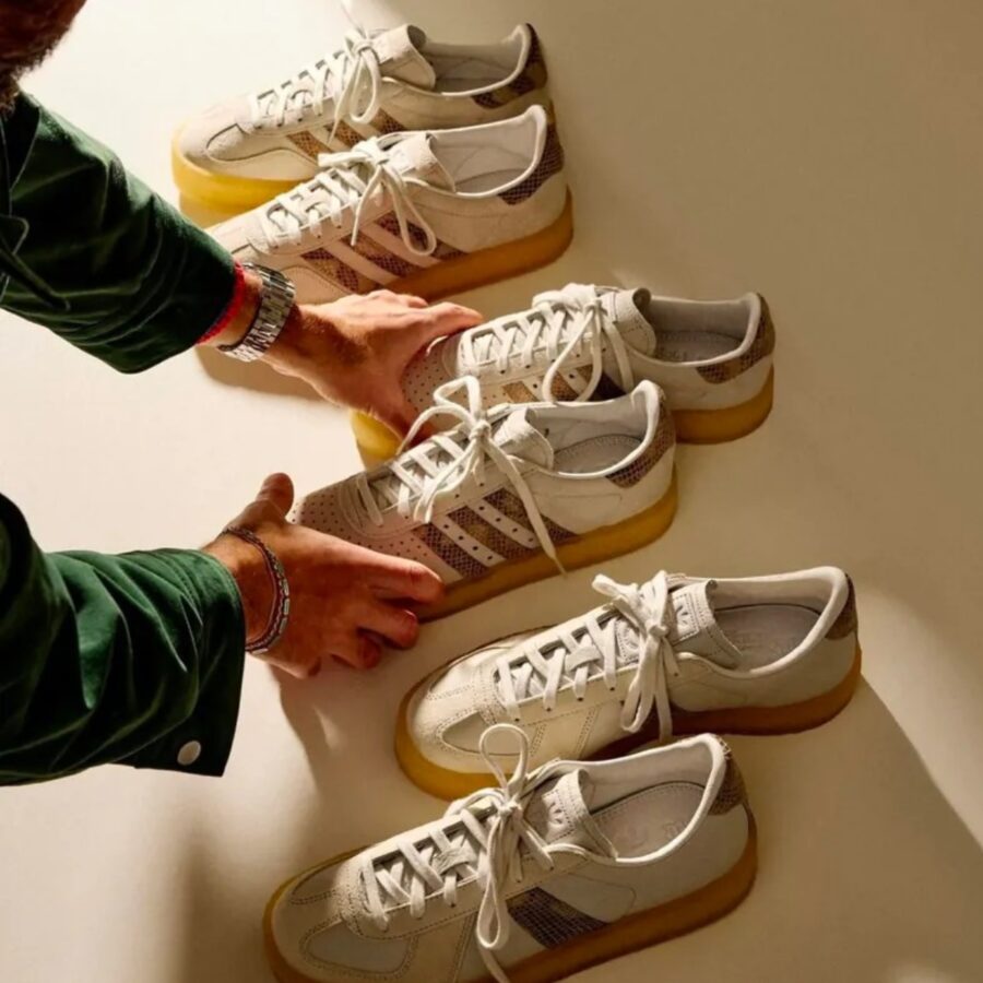giày kith ronnie fieg × clarks × adidas originals 8th street gazelle indoor 'snakeskin' js1754