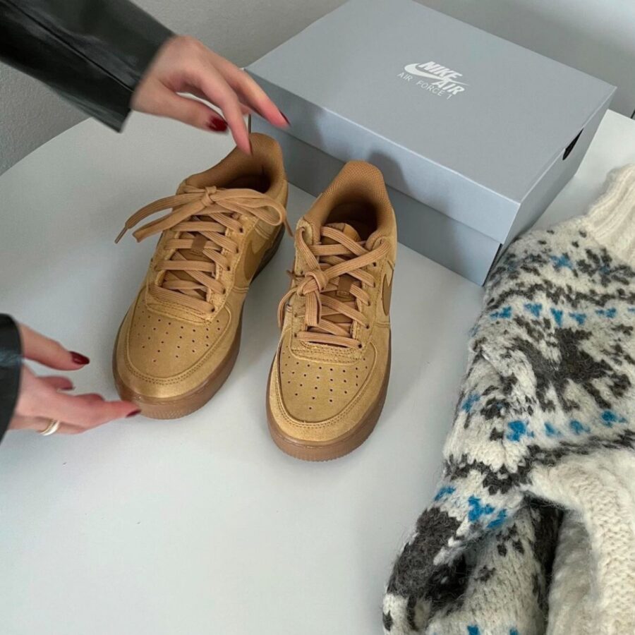 giày nike air force 1 lv8 'wheat' hq7476-700
