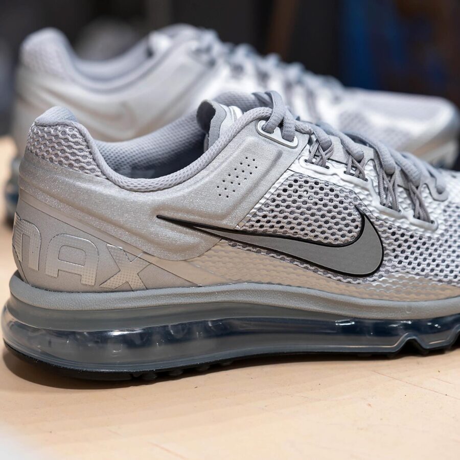 giày nike air max 2013 'metallic silver black' hq3025-001