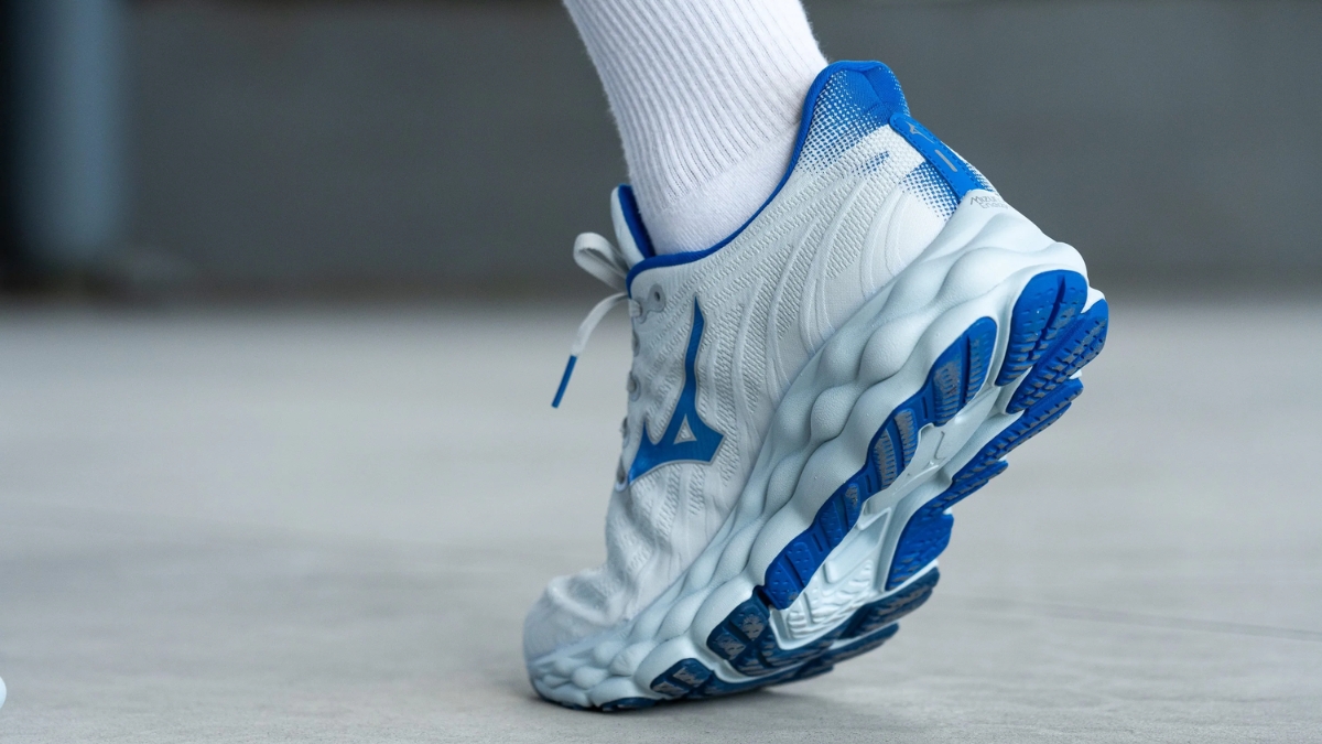 review mizuno wave sky 8: liệu có đáng mua