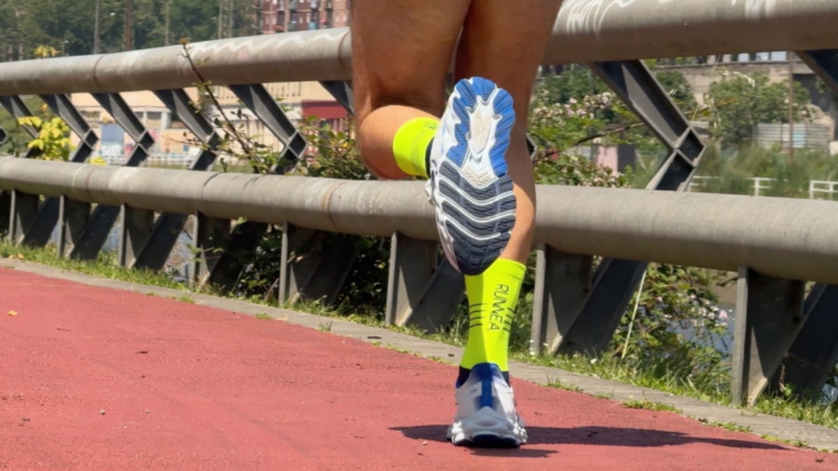 review mizuno wave sky 8: liệu có đáng mua