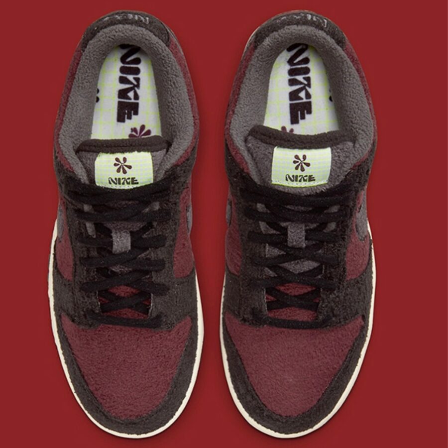 giày nike dunk low se 'fleece - burgundy crush' dq7579-600