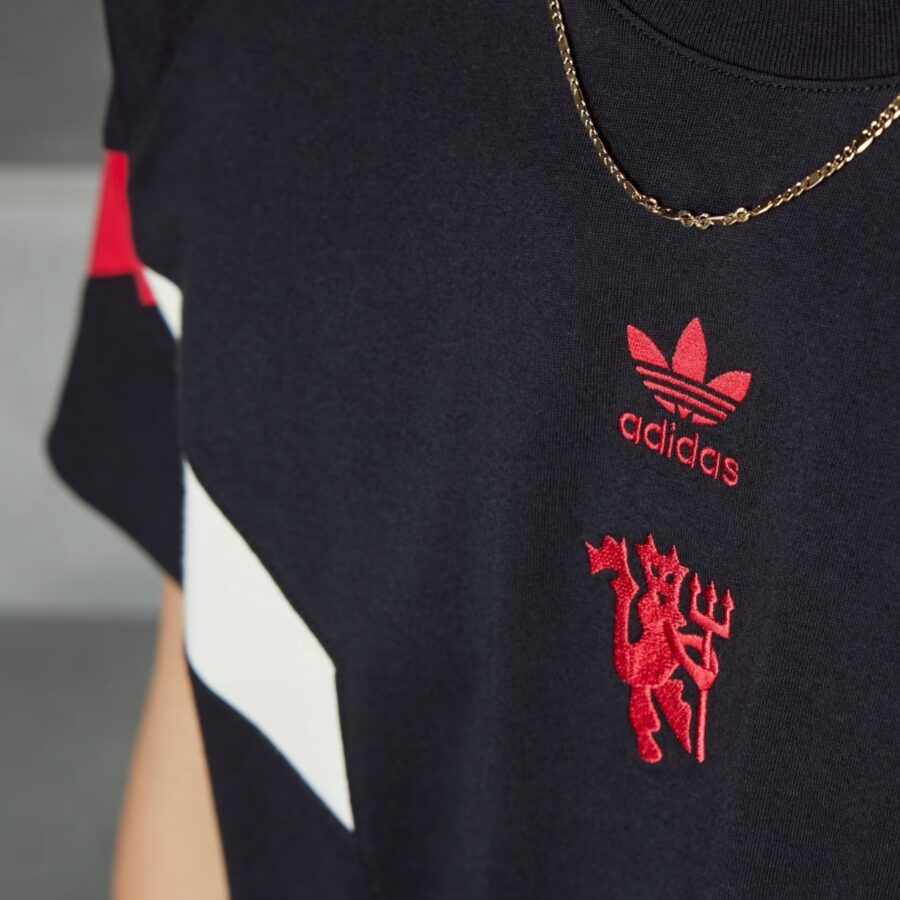 áo adidas originals manchester united fc originals t-shirt 'black red' is6519