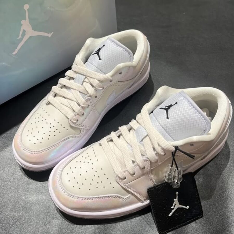 giày air jordan 1 low year of the snake hf4080-001