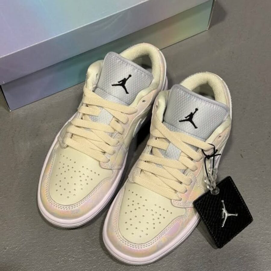 giày air jordan 1 low year of the snake hf4080-001