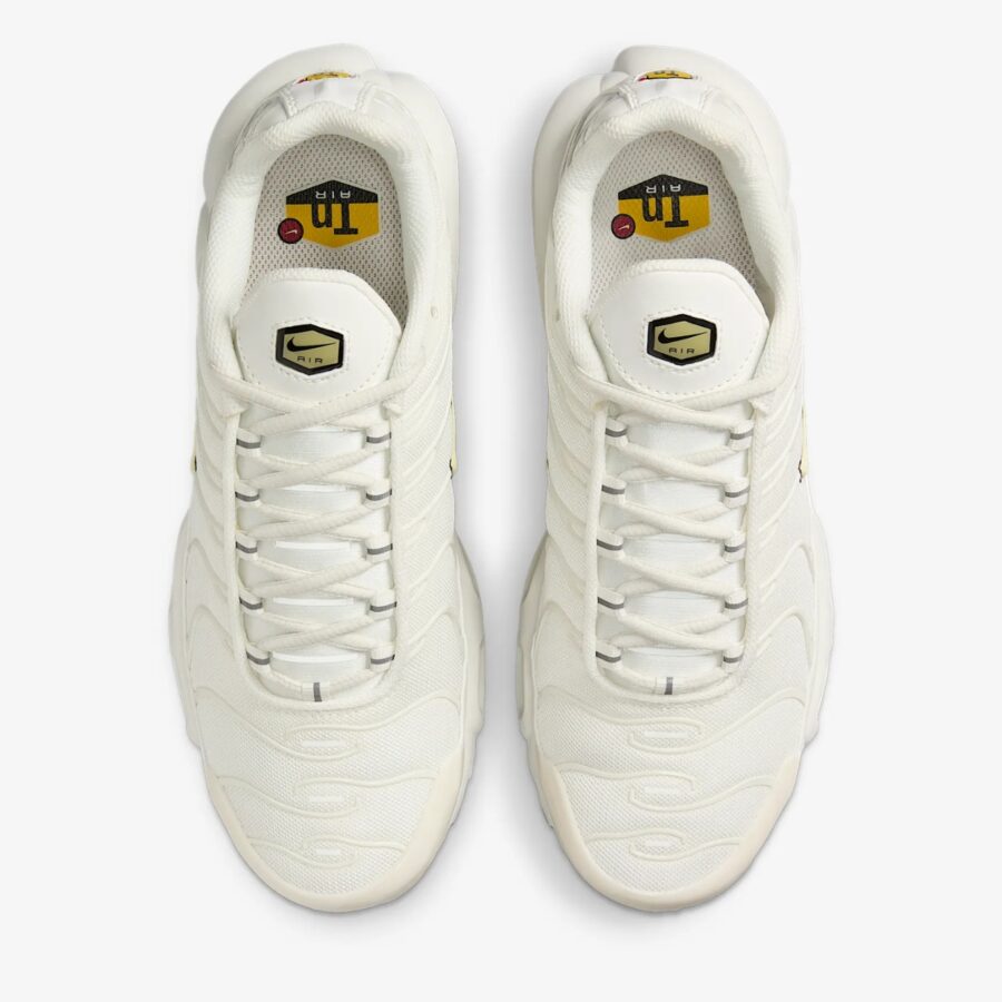 giày nike air max plus premium triple white dm2362-102