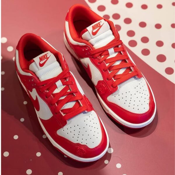 Red Dunks With Roses Giày Nike Dunk Low 'Red Roses' HF1986-100