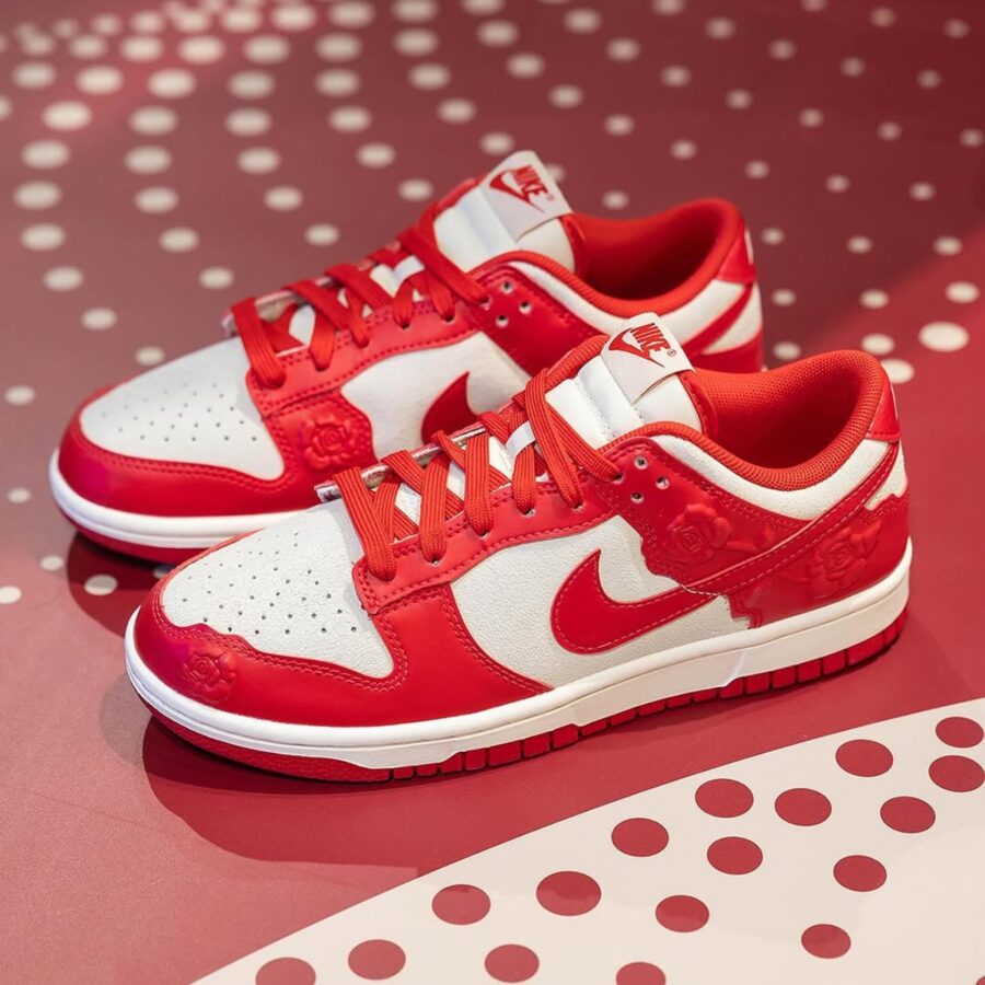 giày nike dunk low 'red roses' hf1986-100