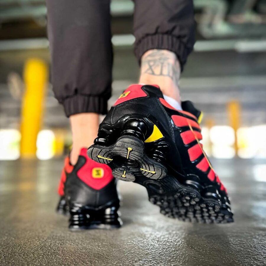 giày nike shox tl 'sunrise gradient' av3595-004