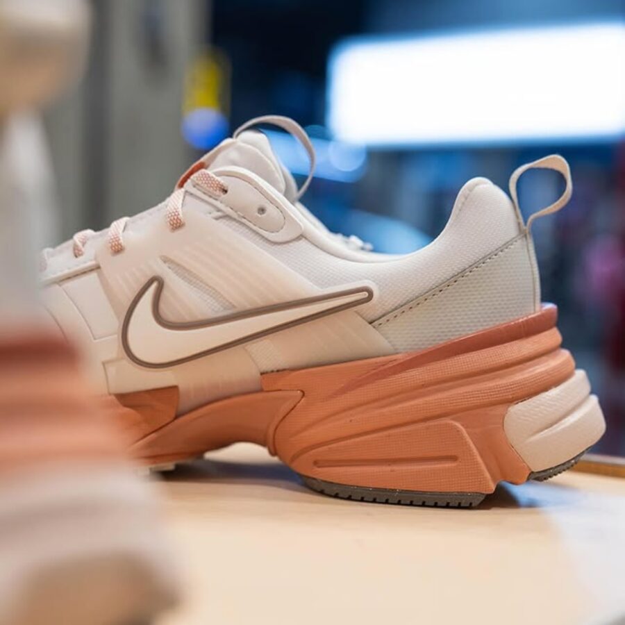 giày nike v2k run gore-tex white (wmns) fz2622-003