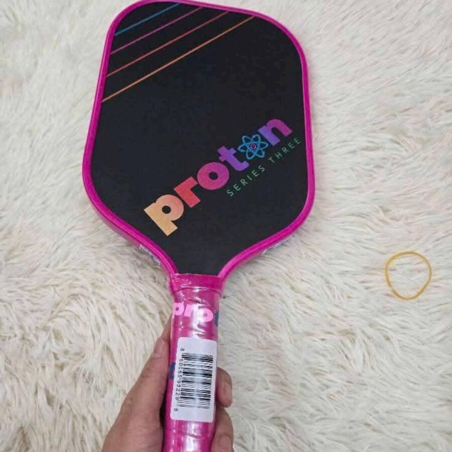 vợt proton series three - raw carbon "pink"