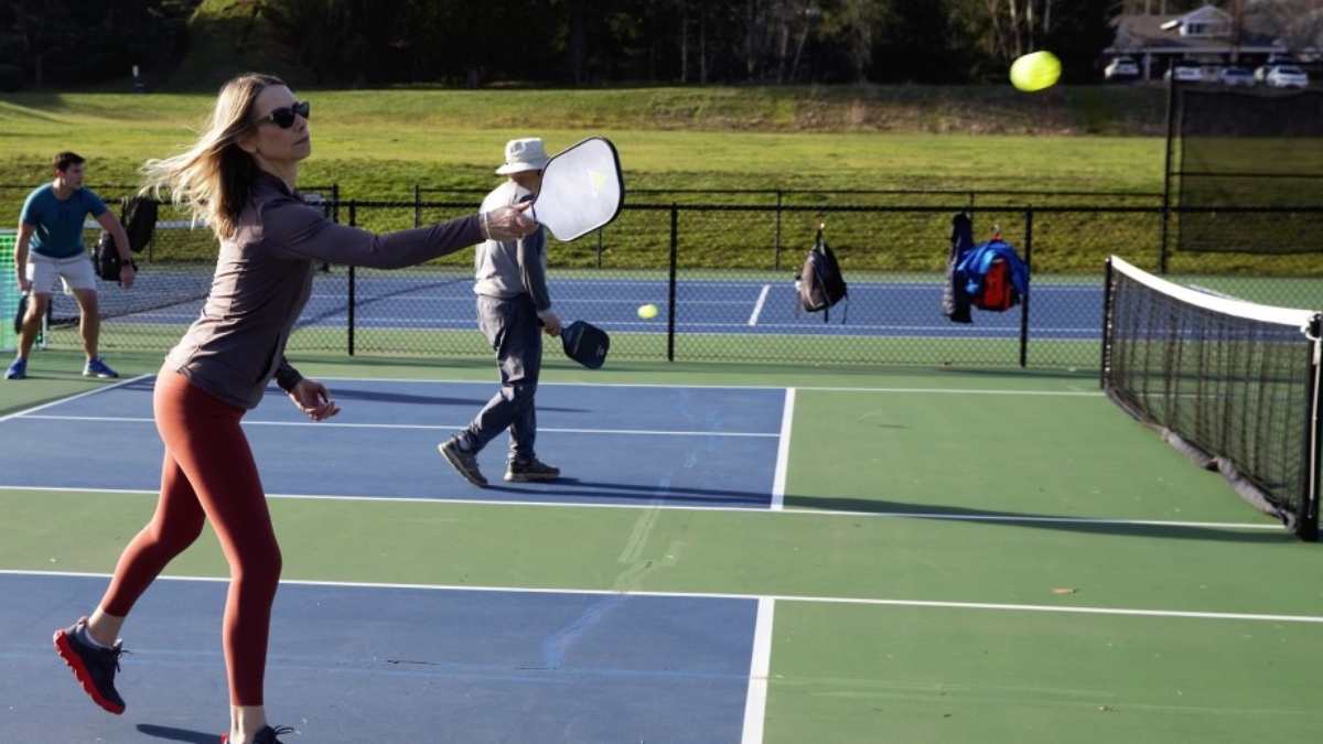 chơi pickleball có giúp giảm cân không?