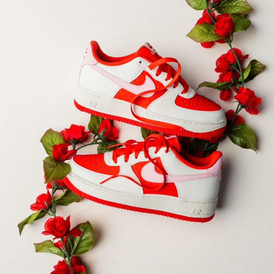 giày nike air force 1 low gs valentine's day hv5165-121