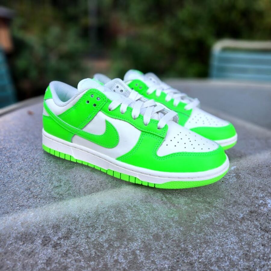 giày nike dunk low green strike hv0842-133