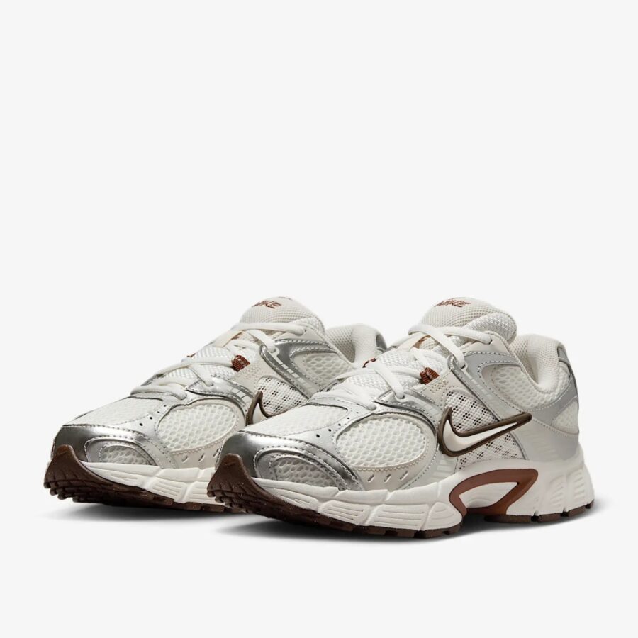 giày nike v5 rnr sail fonner brown hq7901-102