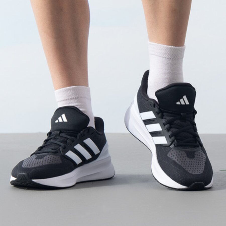 giày adidas ultrarun 5 'black white' ie8794