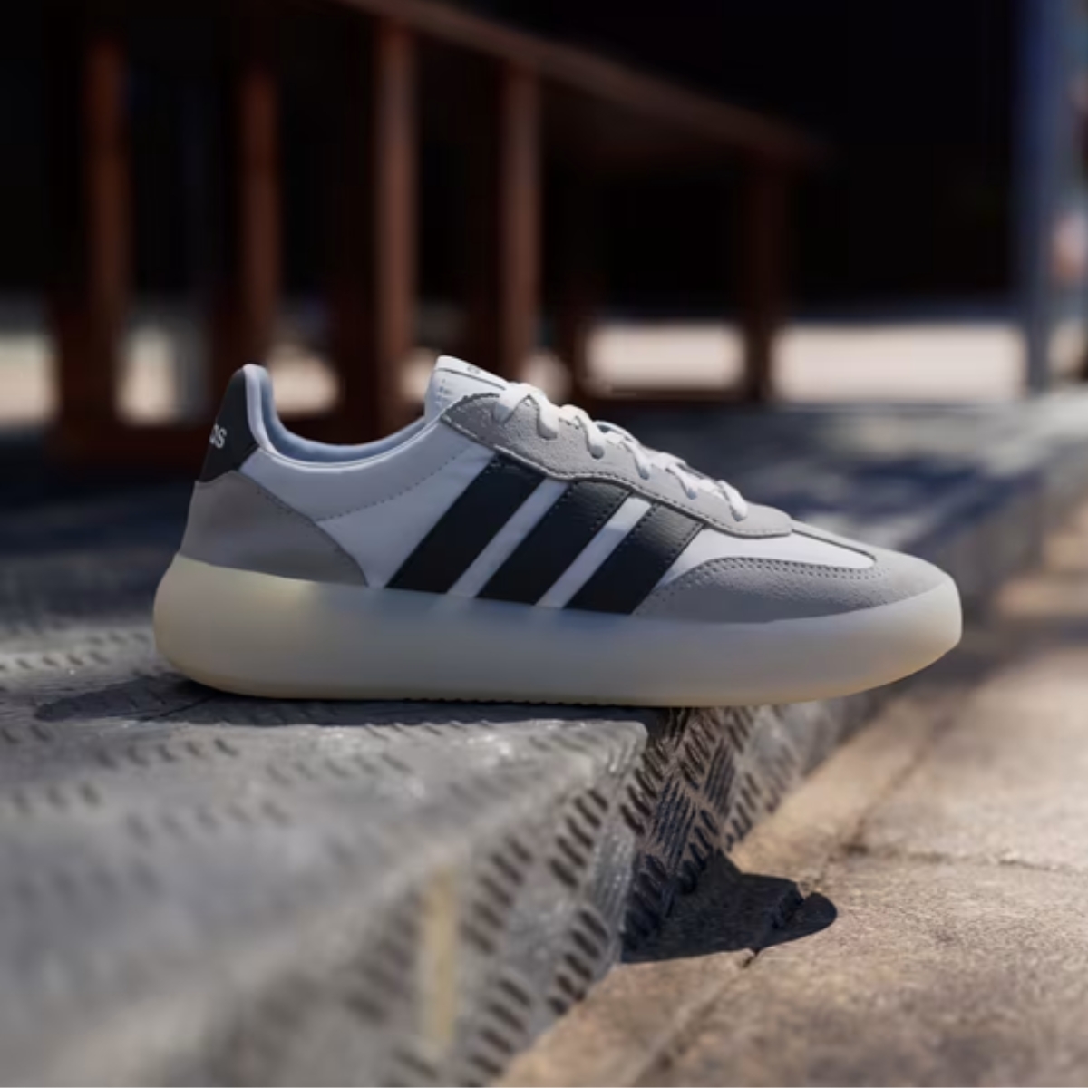 giày adidas barreda decode wmns cloud white jr3101 (2) giày adidas barreda decode wmns cloud white jr3101