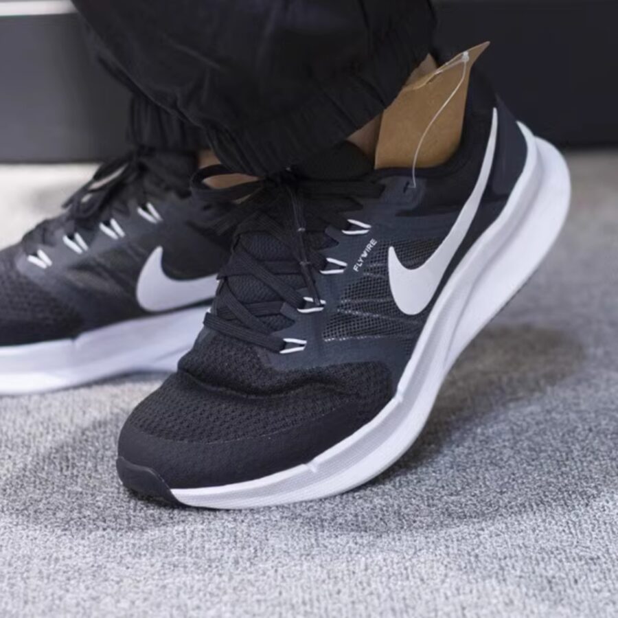 giày nike wmns run swift 3 'black white' dr2698-002