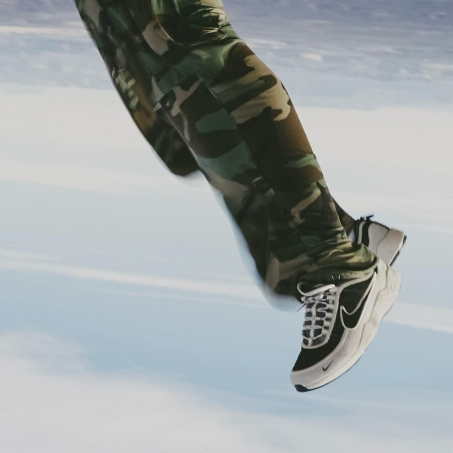 giày undefeated x nike air zoom spiridon 'phantom' hv4847-001
