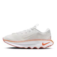 giày nike motiva white summit white turf orange dv1238-109