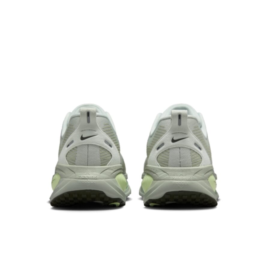 giày nike vomero 18 'light silver barely volt' hm6803-002