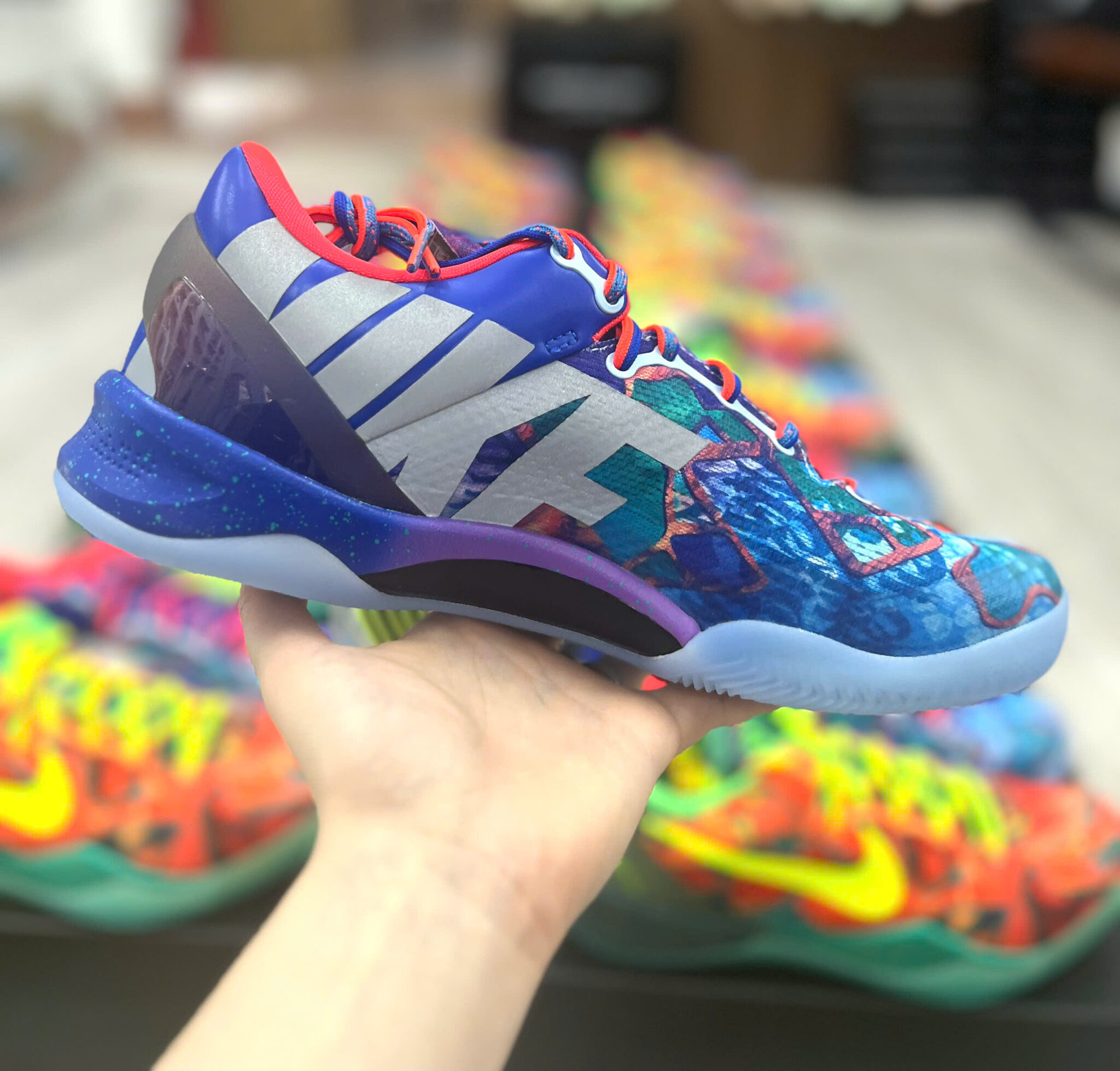 z6765521087366_7a5a8ea3bbc0f09489c966c342ea26b0 giày nike kobe 8 protro 'what the' 2025 hm9621-900