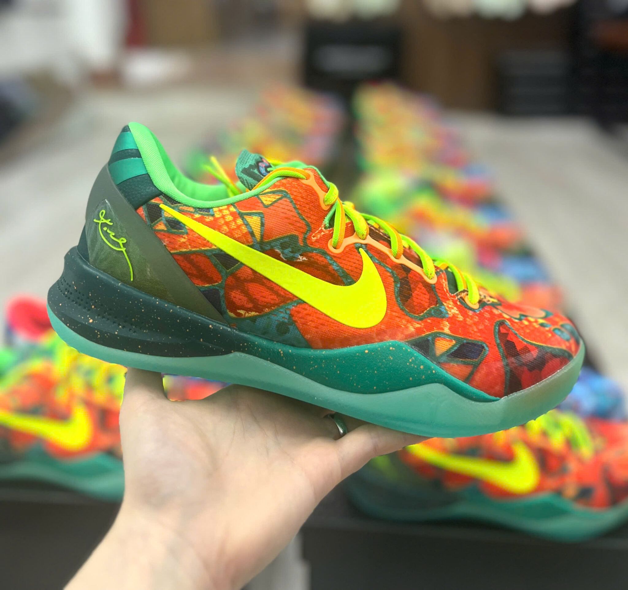 z6765521087367_d51fd81f0173b4fa18c15fa86176d2af giày nike kobe 8 protro 'what the' 2025 hm9621-900