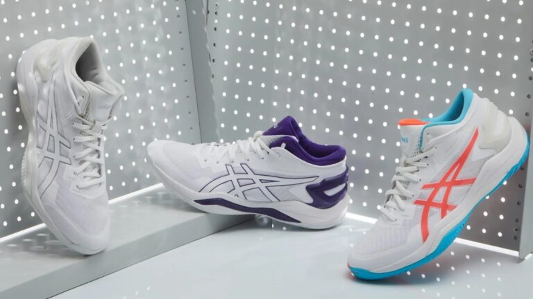 Top 10 mẫu giày Asics bán chạy nhất năm 2025