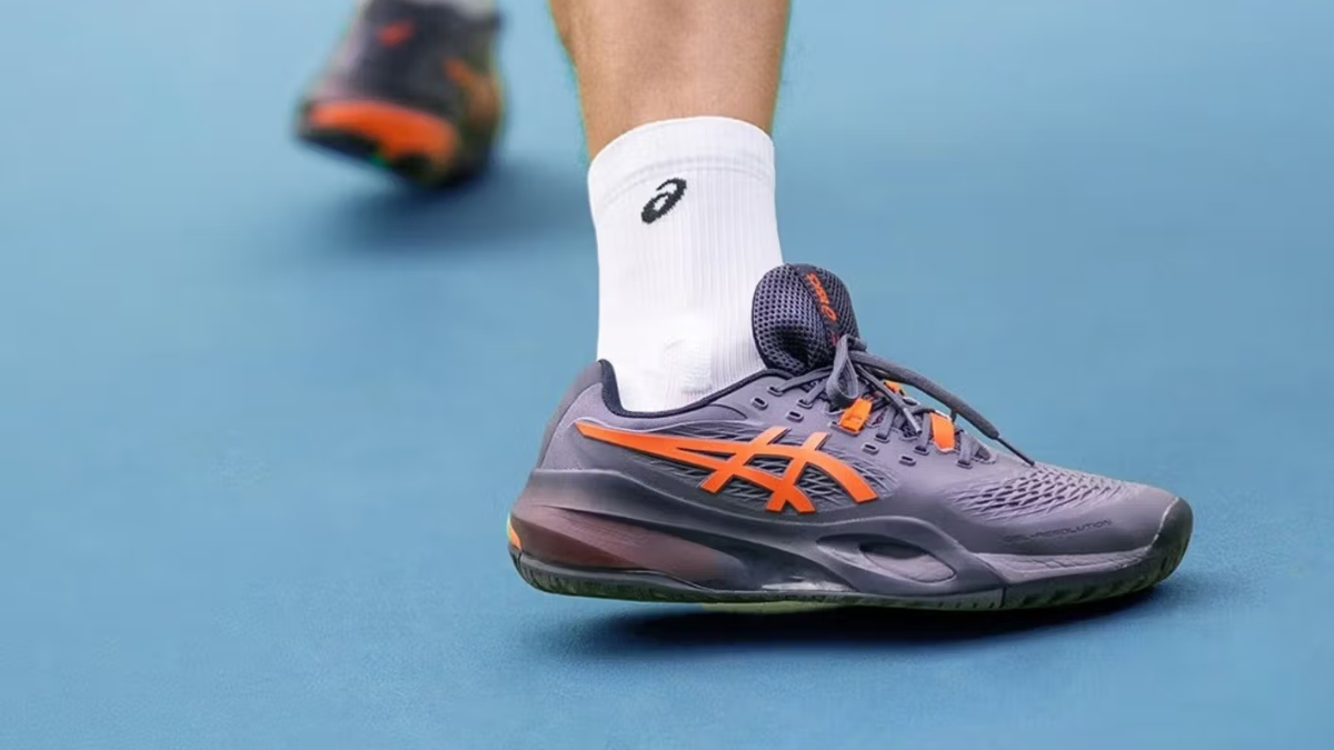 đánh giá asics gel-resolution x: thoải mái vượt trội
