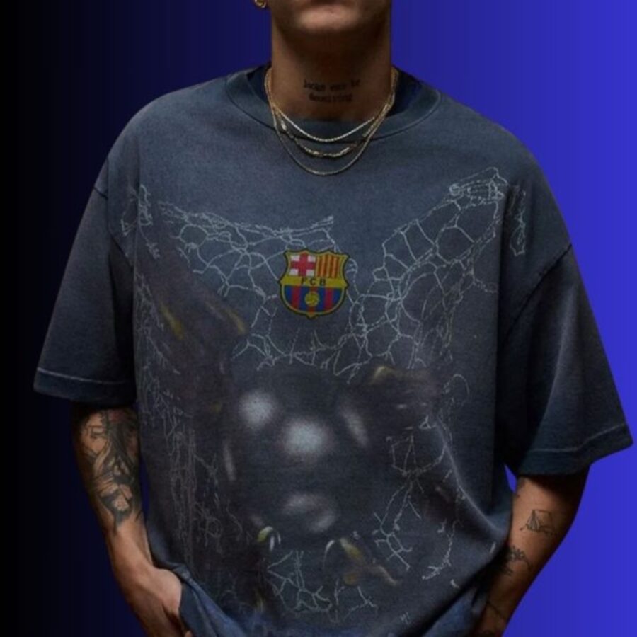 áo travis scott x fc barcelona washed spray logo tee