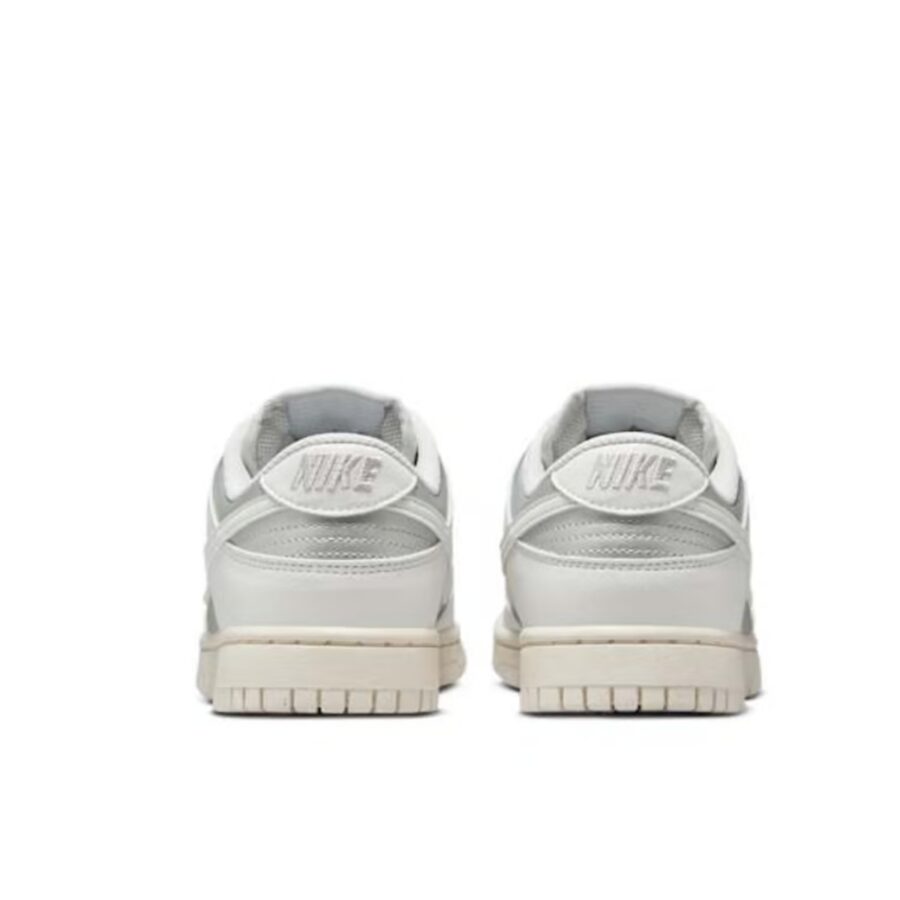 giày nike dunk low next nature 'metallic platinum & summit white' ib7311-001