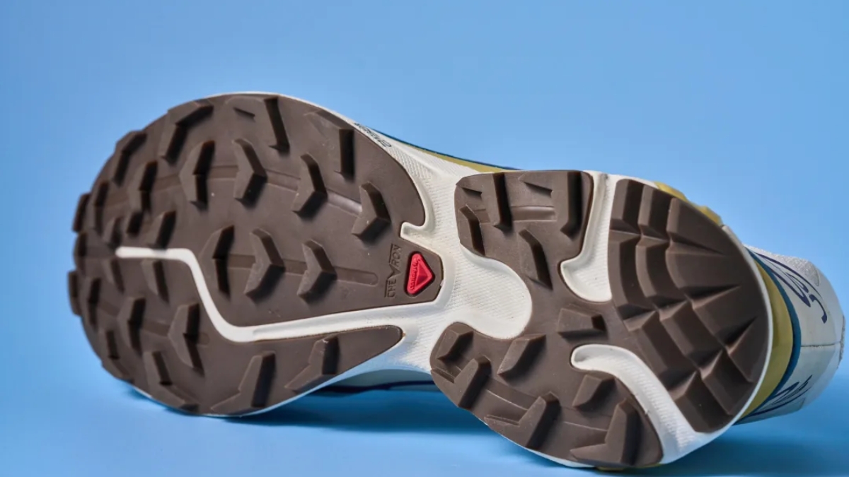 review salomon xt-6: "tượng đài" giày trail vượt thời gian