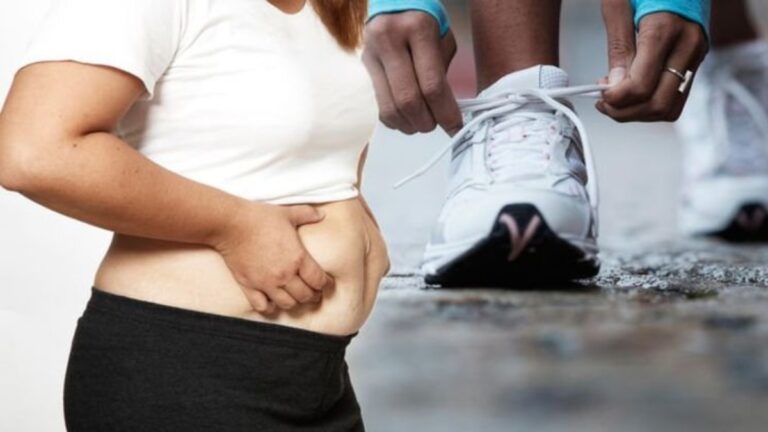 Đi bộ có giúp giảm mỡ bụng không?