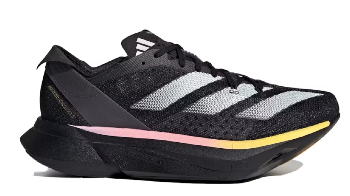 adidas lightstrike pro có tốt hơn nike zoomx không?