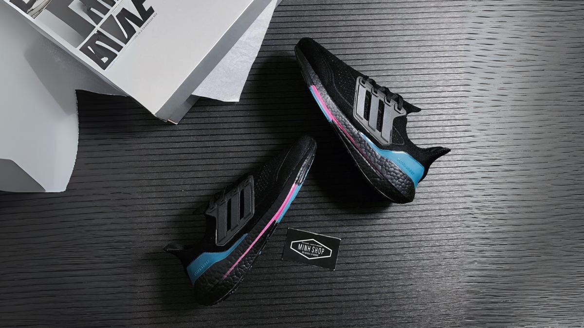 9 điểm khác biệt giữa ultra boost và pure boost