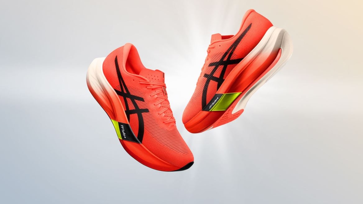 so sánh asics metaspeed edge paris và sky paris
