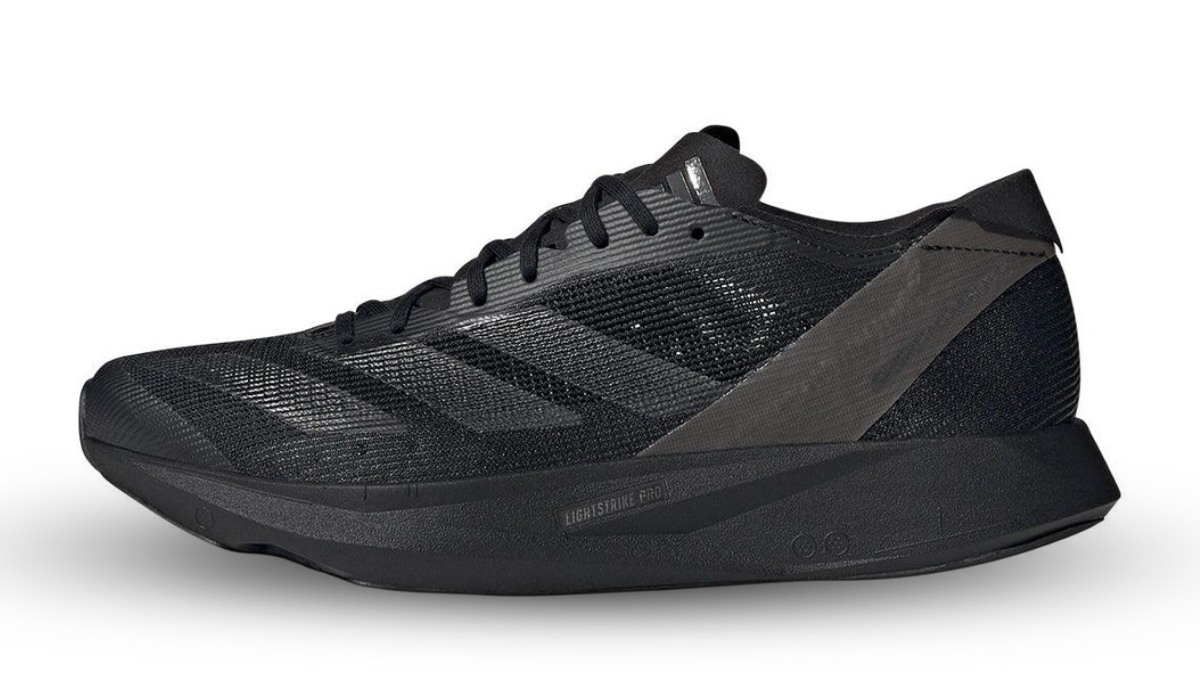 adidas lightstrike pro có tốt hơn nike zoomx không?