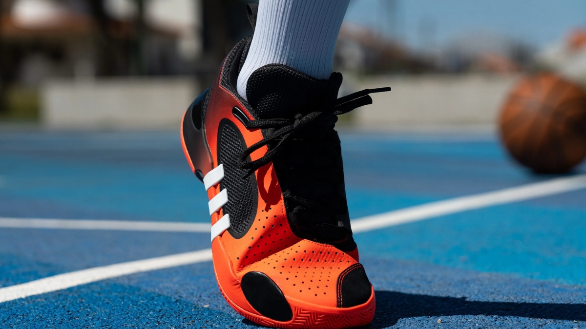 đánh giá giày adidas don issue 5