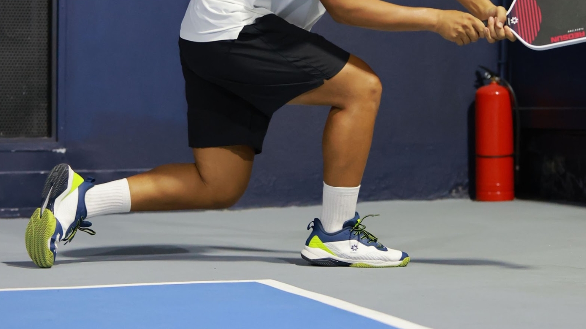 hướng dẫn chi tiết chọn size giày pickleball phù hợp