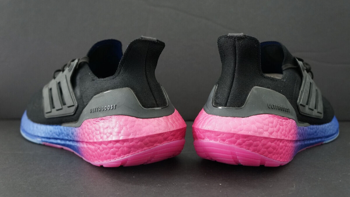 9 điểm khác biệt giữa ultra boost và pure boost