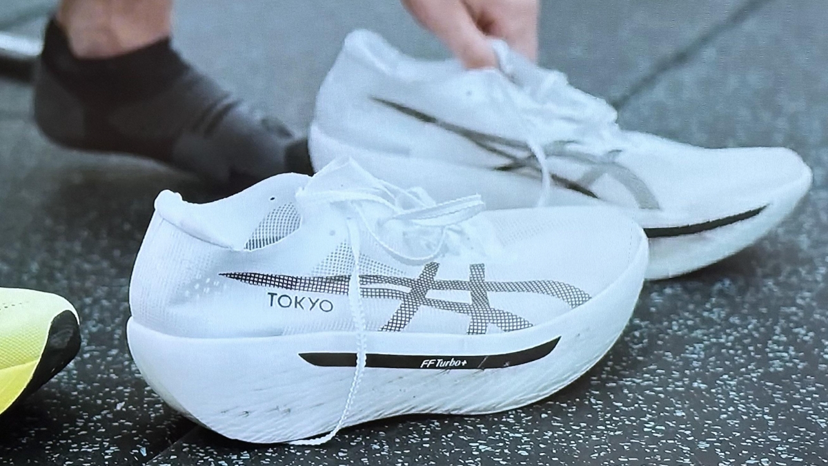 asics metaspeed sky tokyo - giày chạy carbon siêu nhẹ