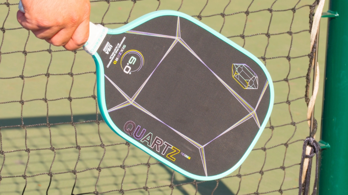 review six zero quartz: đối thủ nặng ký mới trong làng vợt pickleball