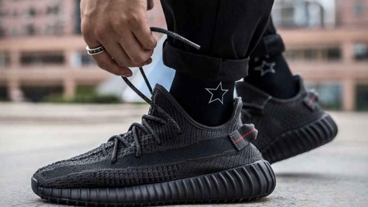 công nghệ boost là gì? có đáng để bạn đầu tư một đôi? adidas yeezy boost 350 v2