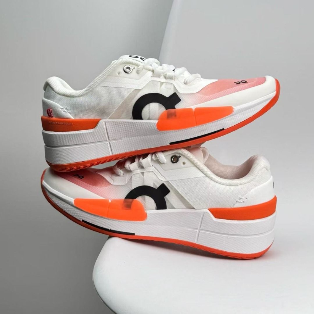 giày on roger pro 2 clay ‘white flame’ 3we10330256 (3) giày on roger pro 2 clay ‘white flame’ 3we10330256